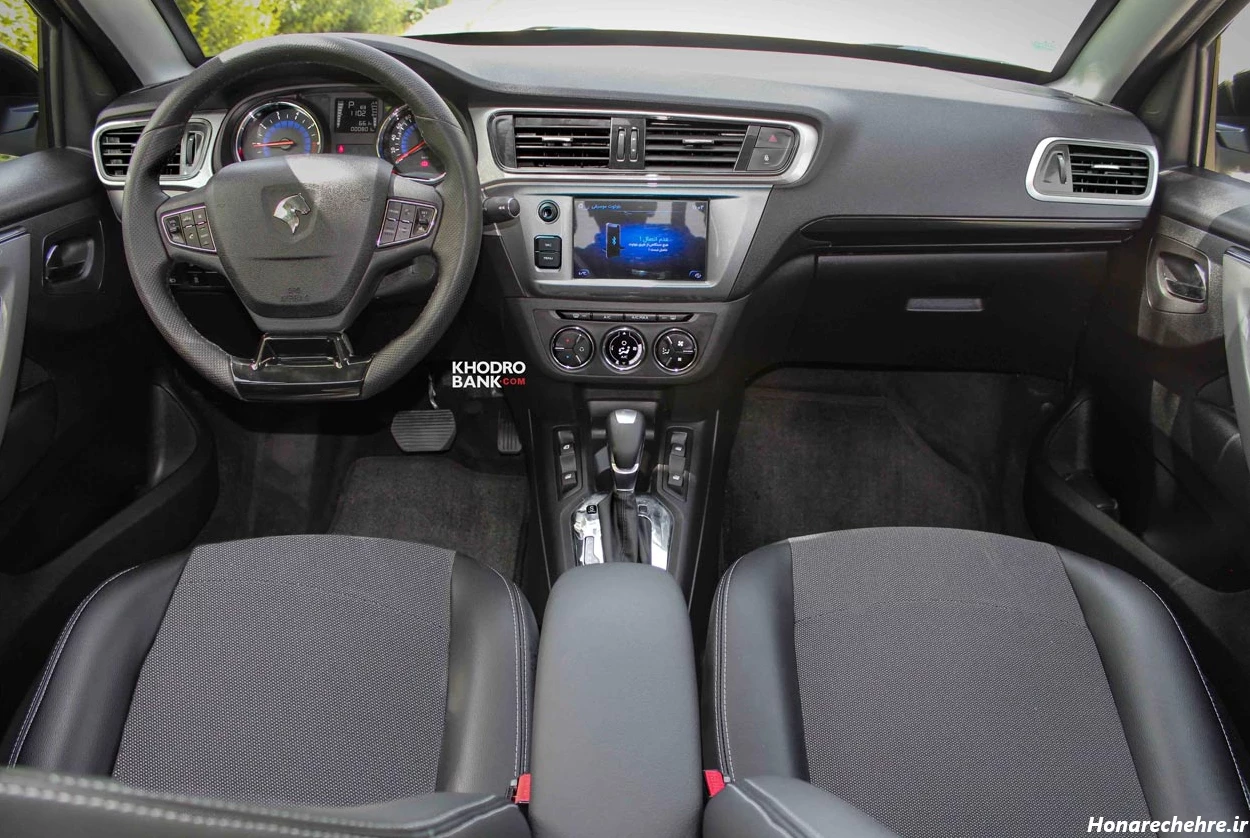 عکس داخل ماشین دنا