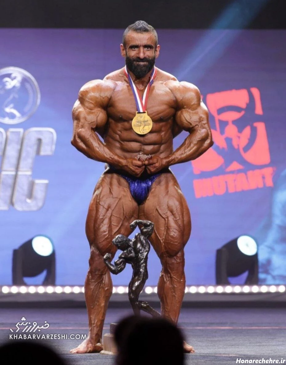 عکس هادی چوپان با آرنولد