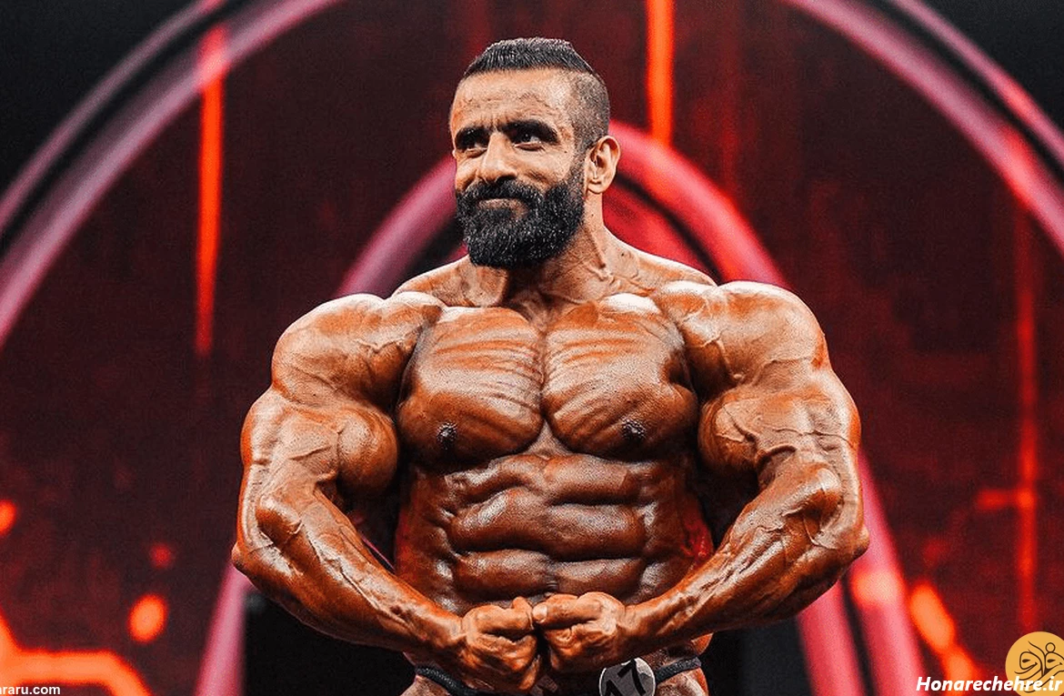 عکس هادی چوپان با آرنولد