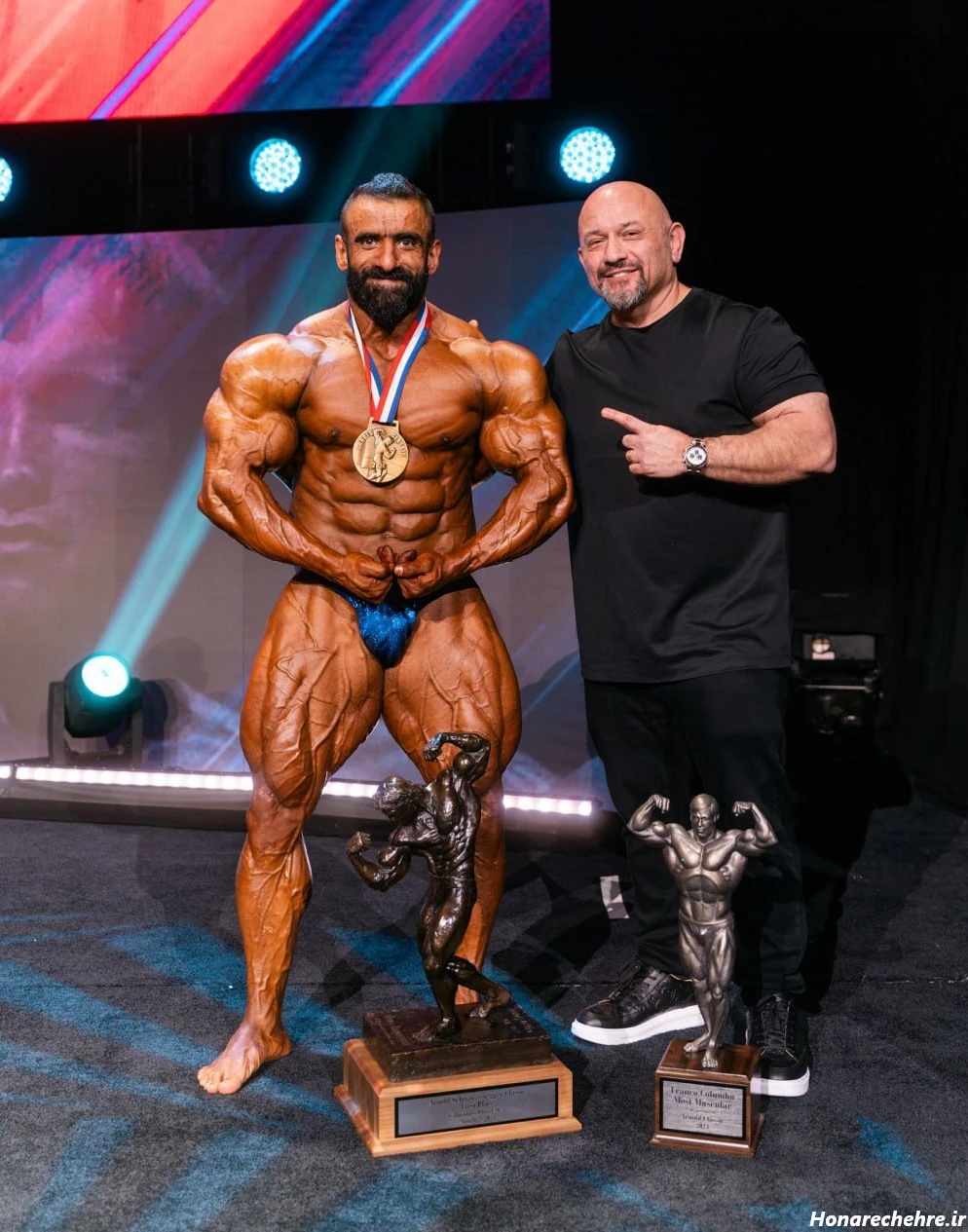 عکس هادی چوپان با آرنولد