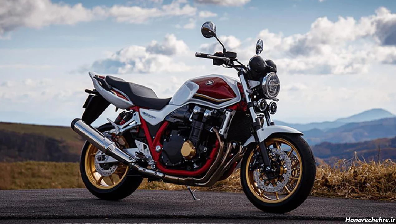 عکس سیبی ۱۳۰۰ برای پروفایل