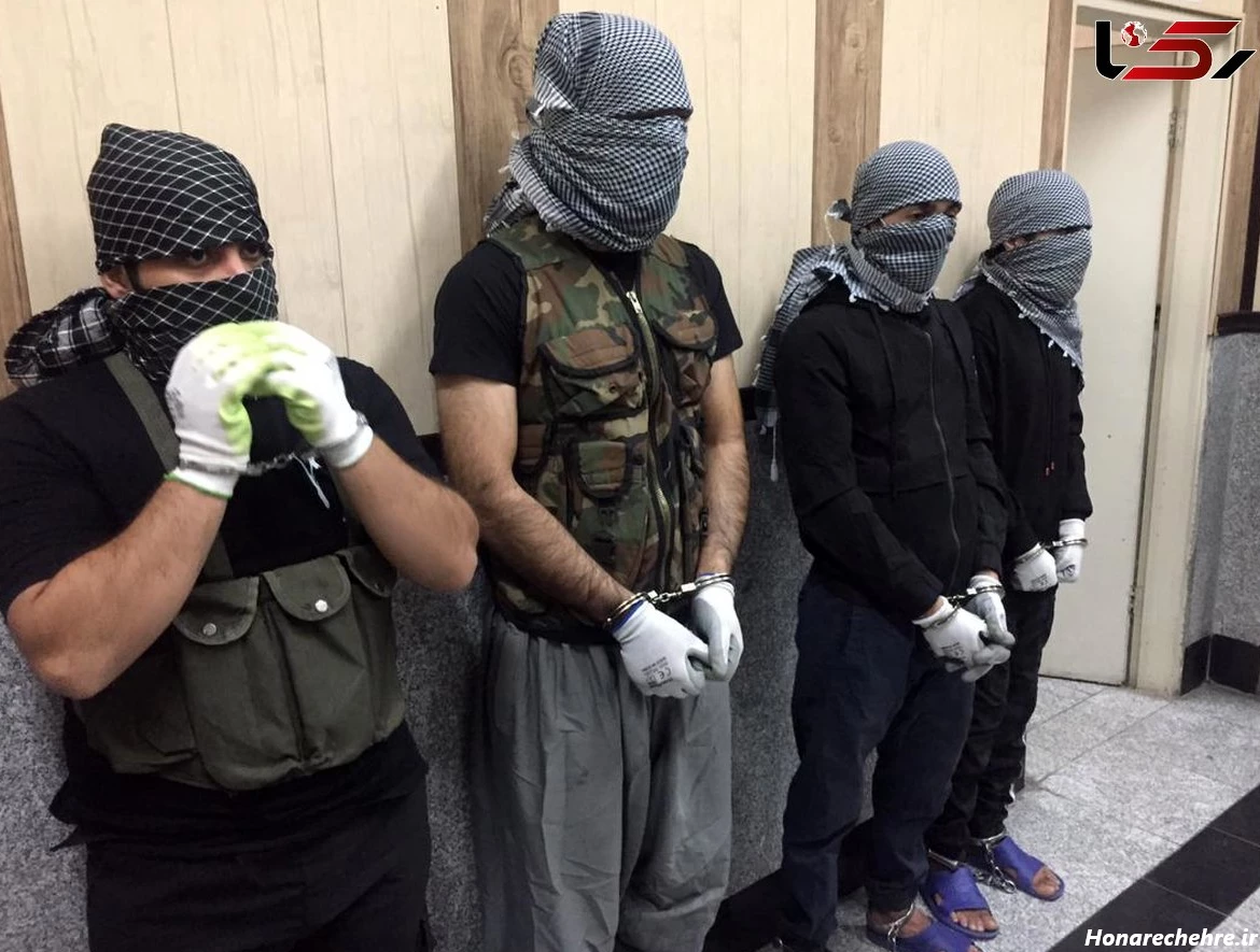 فیلم گفتگو و لحظه حمله خطرناک ترین دزدان مسلح به 4 طلافروشی ...