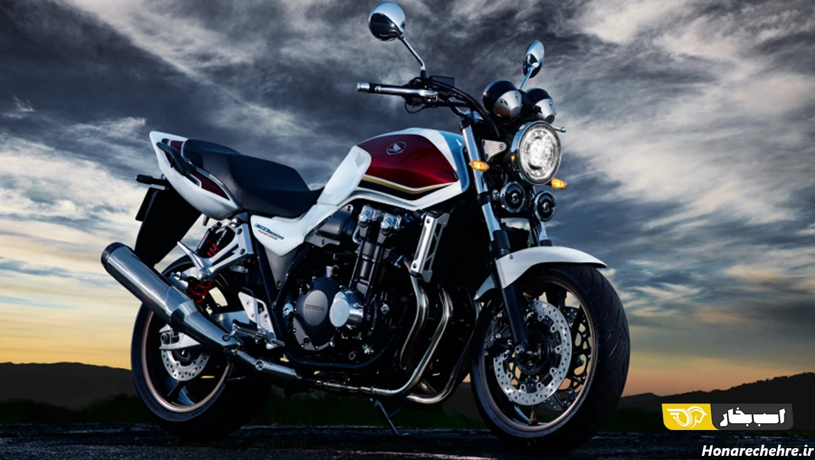 عکس موتور سی بی ۱۳۰۰ آبی