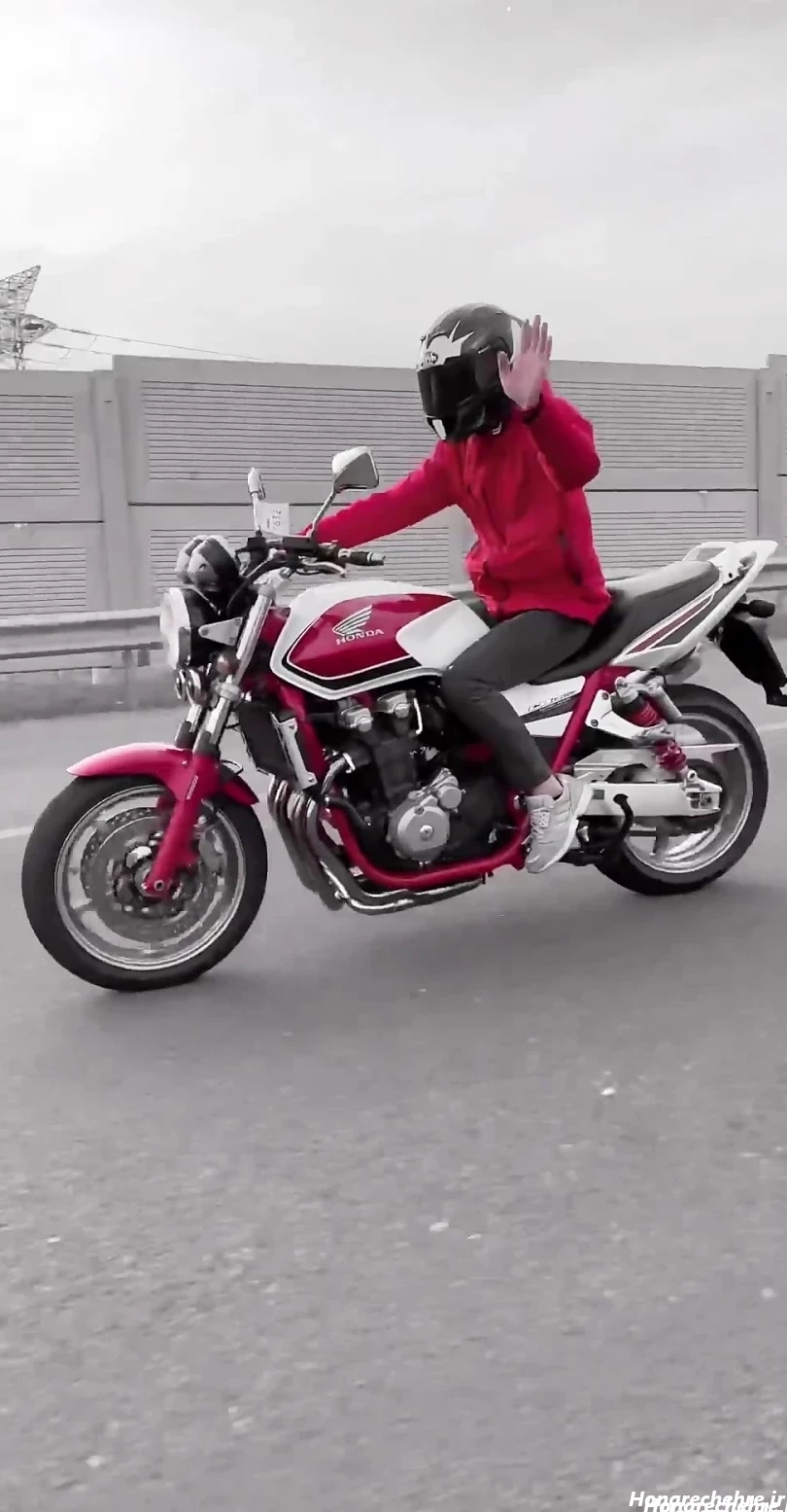 عکس موتور سی بی ۱۳۰۰ آبی