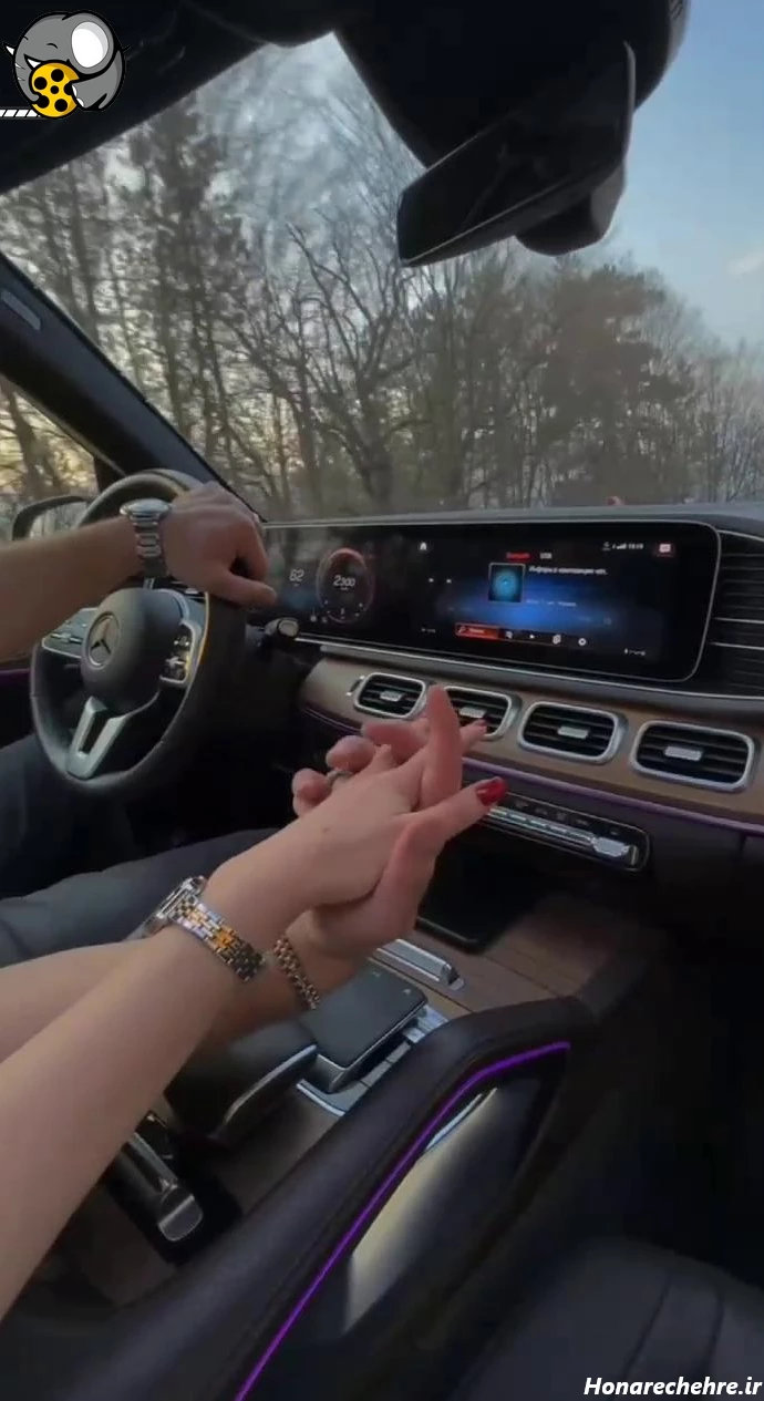 عکس دست دونفره تو ماشین پژو پارس