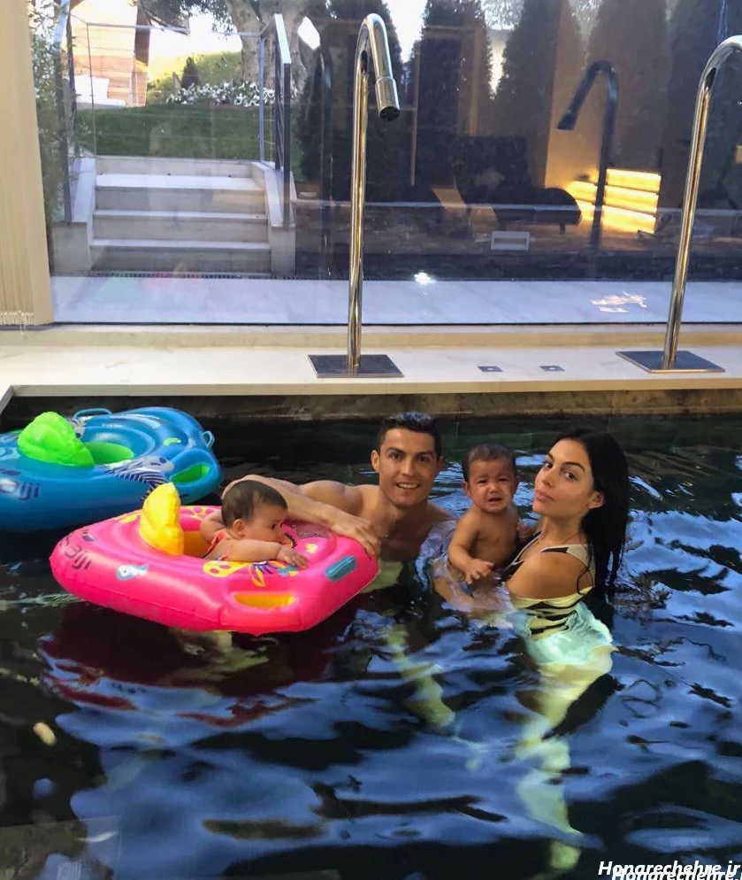 عکس زن مسی در اینستاگرام