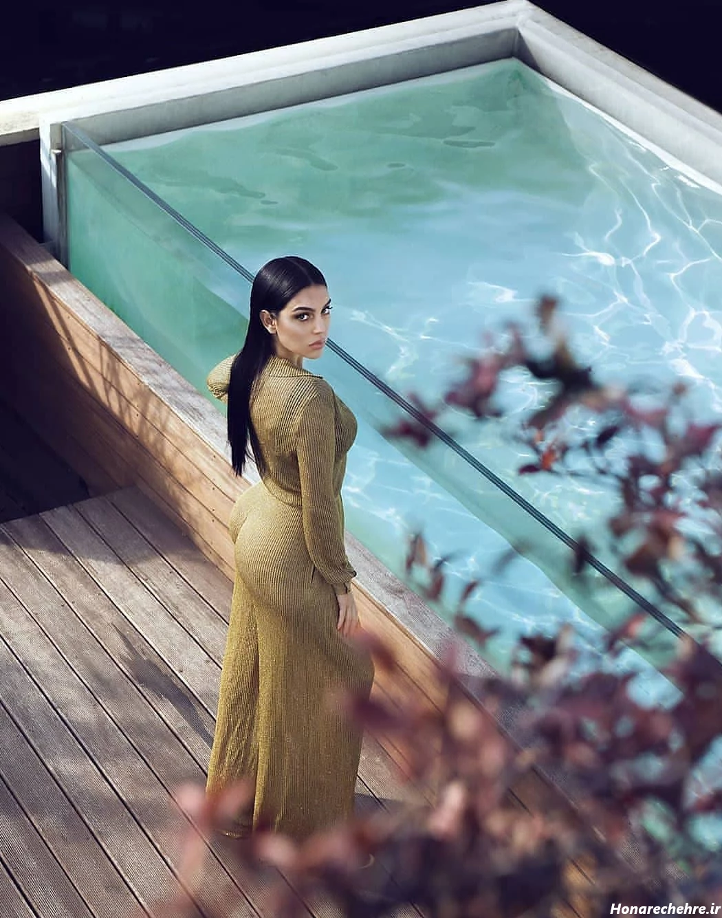 رونالدو و همسرش در ساحل