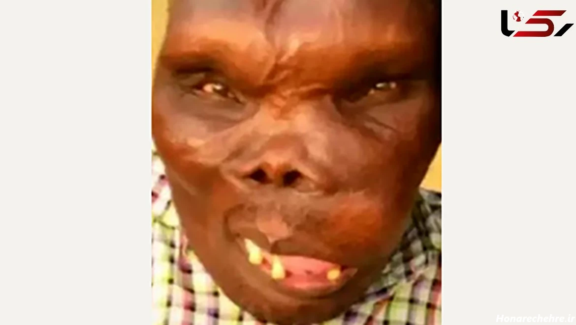 عکس سیاه پوست مرد خنده دار