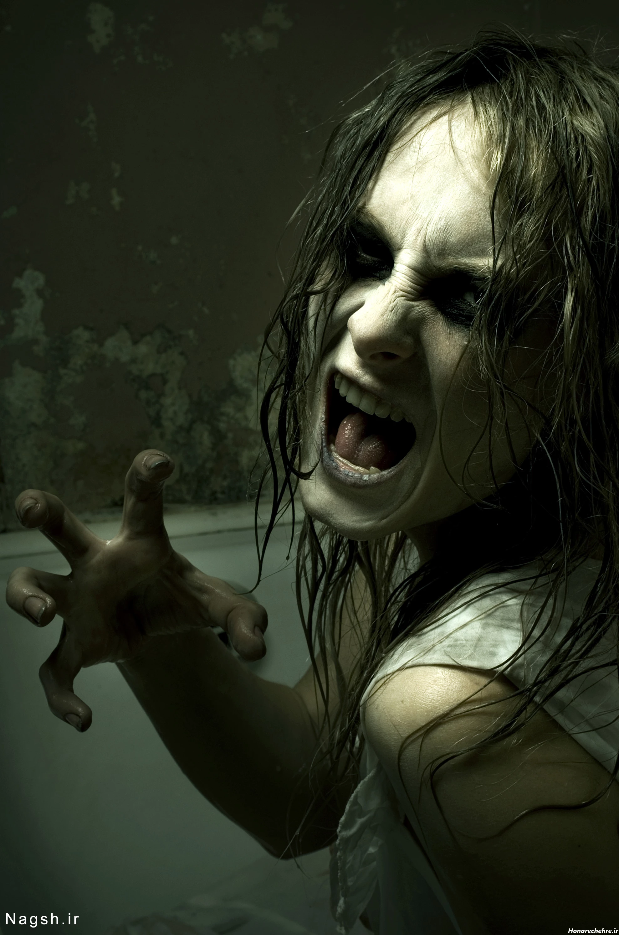 تصویر زمینه پسرانه ترسناک متحرک