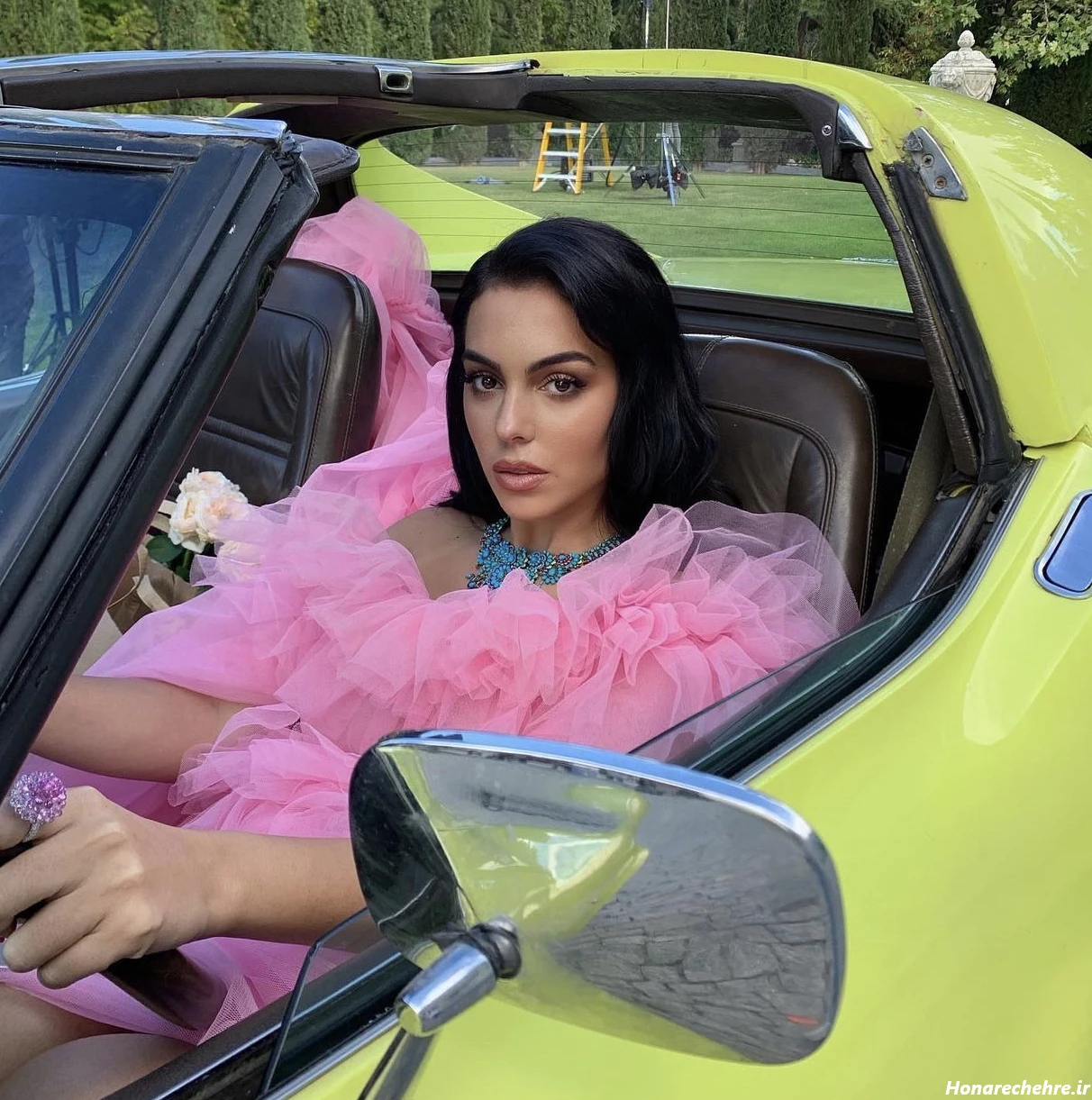 عکس جورجینا قبل از عمل