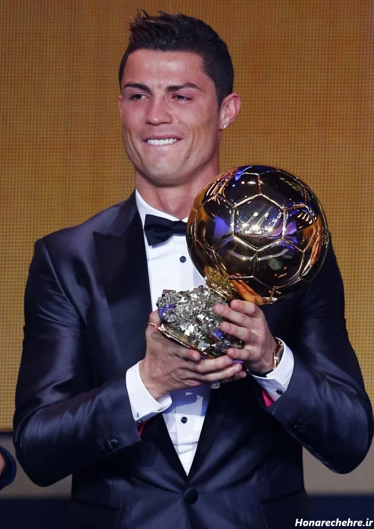 عکس توپ طلای مسی و رونالدو