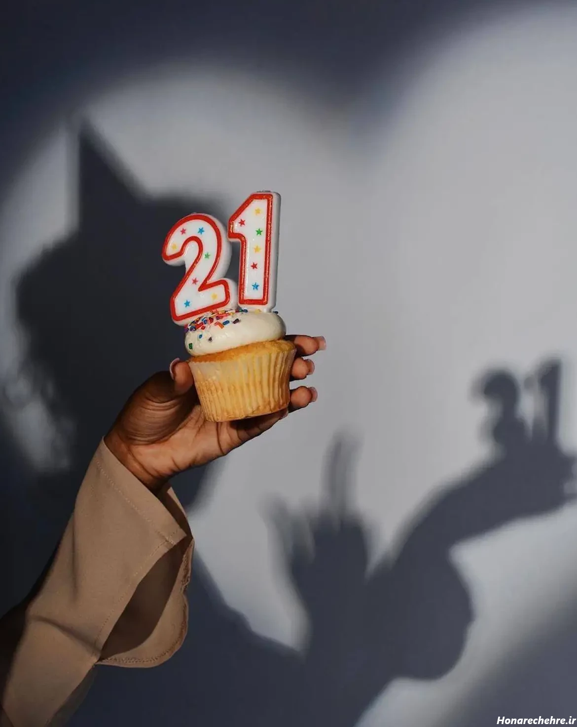 ژست عکس تولد بدون چهره در طبیعت