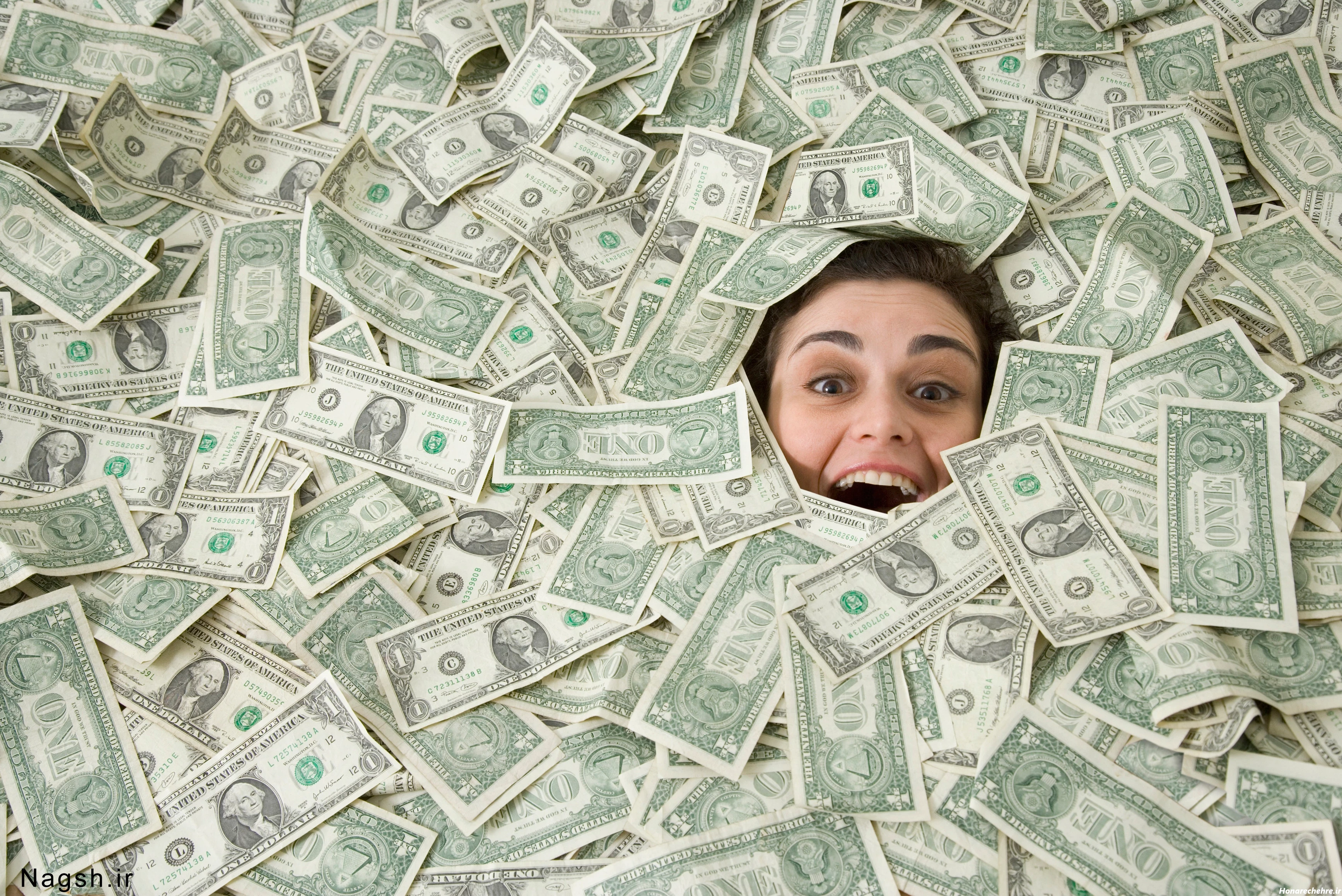 عکس پول برای پس زمینه