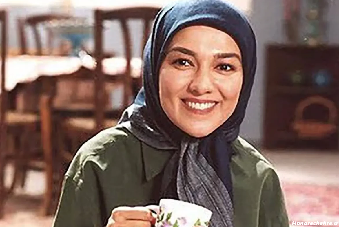 تصویری قدیمی از مرحوم پوپک گلدره در کنار همسرش+ عکس