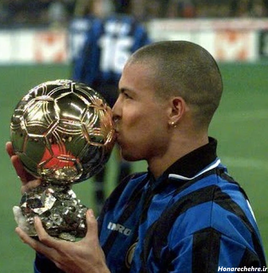 عکس توپ طلای مسی و رونالدو