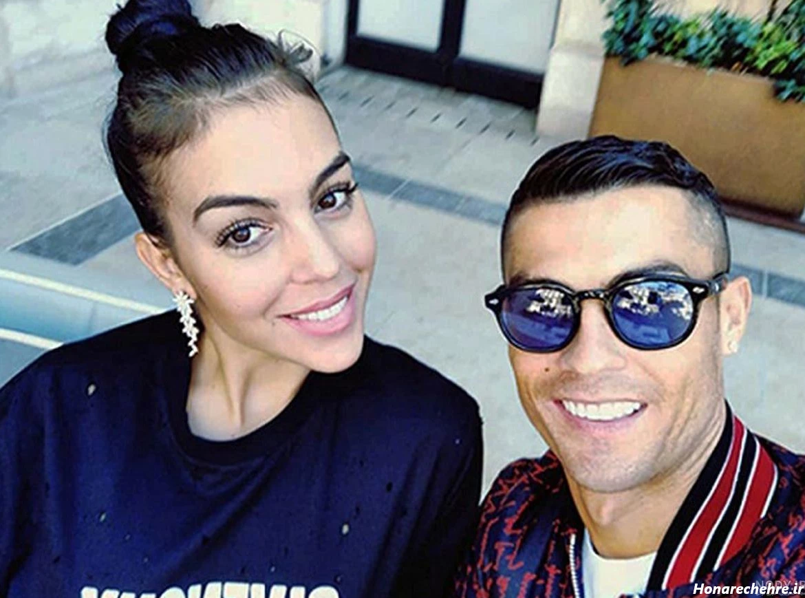 عکس رونالدو با زنش لب به لب