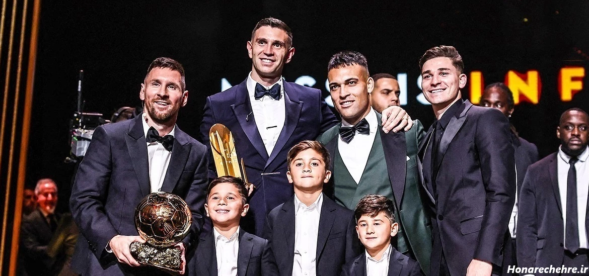عکس رونالدو با جام جهانی
