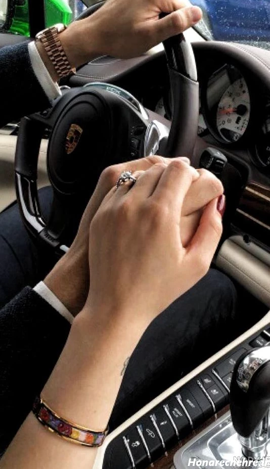 عکس دست دونفره تو ماشین پژو پارس