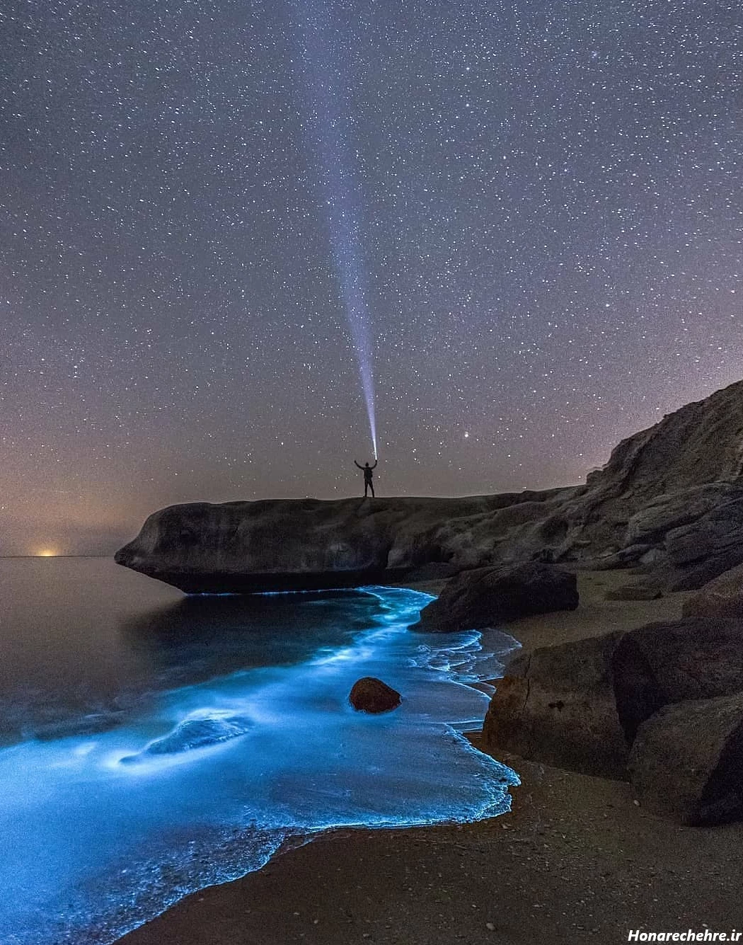 عکس قشم در شب