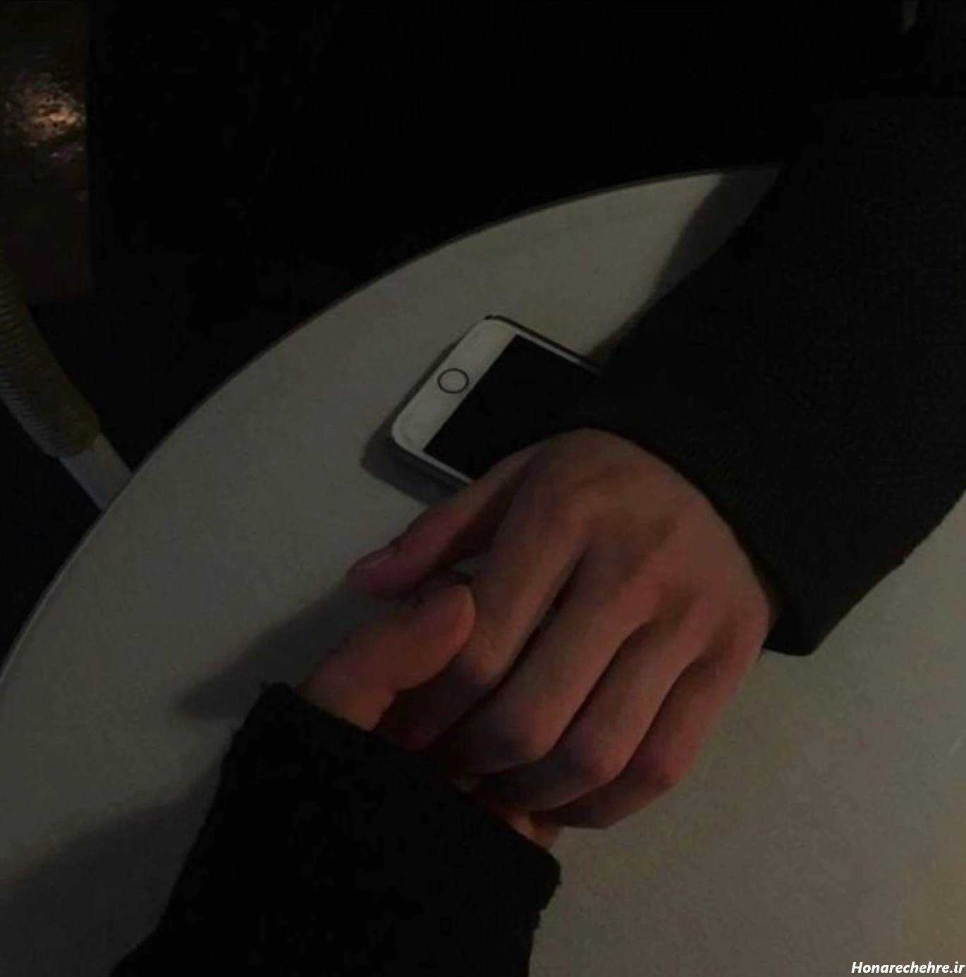 عکس دست دونفره تو ماشین پژو پارس