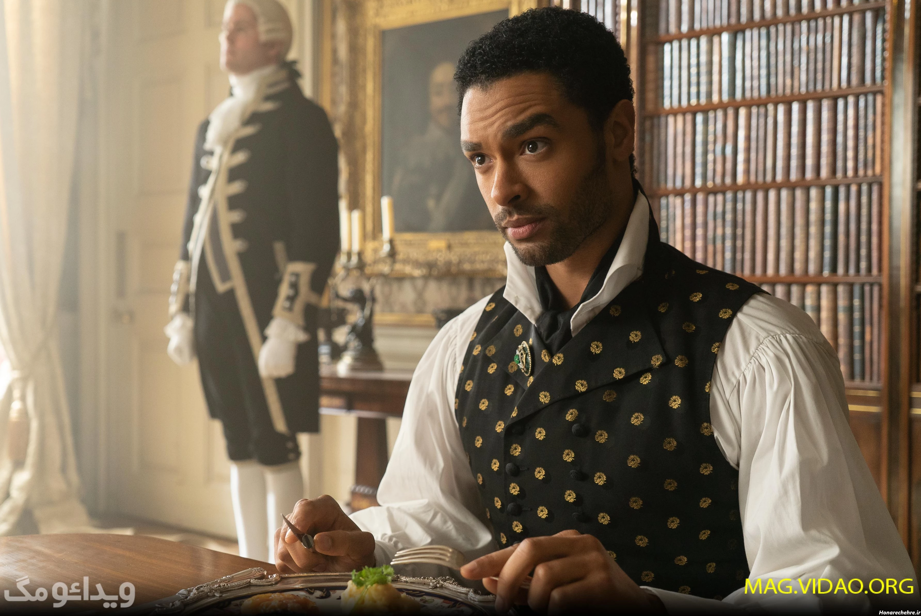 عکس سیاه پوست مرد خنده دار