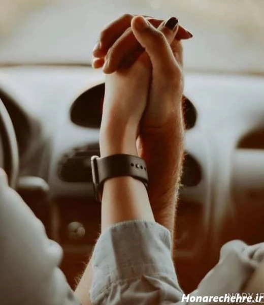عکس دست دونفره تو ماشین پژو پارس