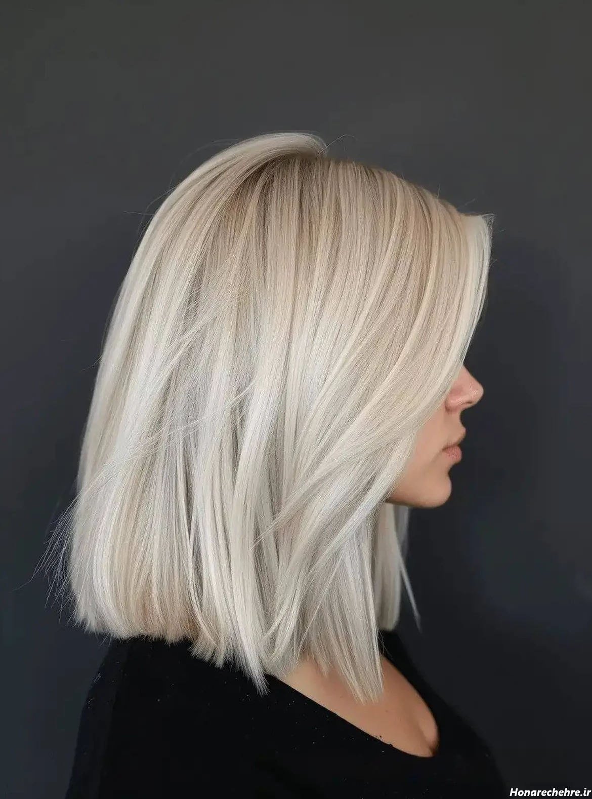 عکس دختر مو بلوند از پشت