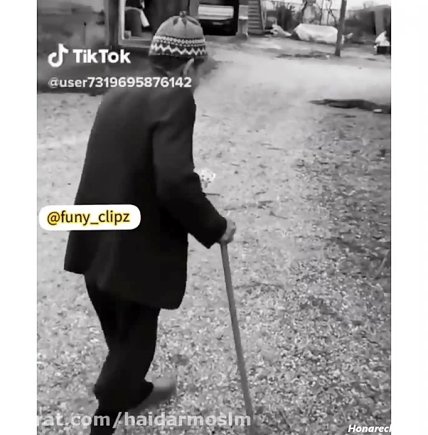 عکس پیرمرد برای پروفایل