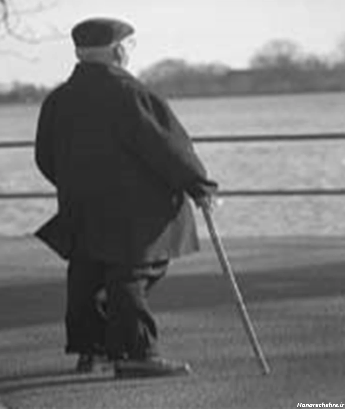 عکس پیرمرد برای پروفایل