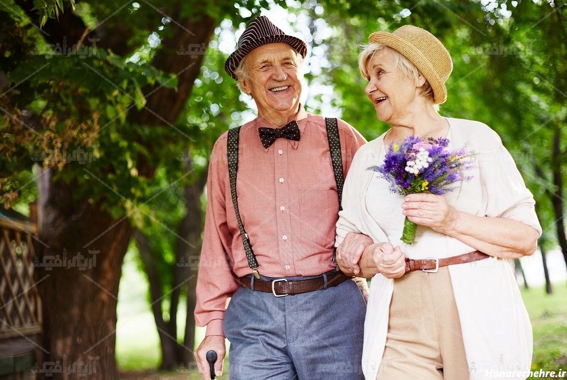 عکس پیرمرد برای پروفایل