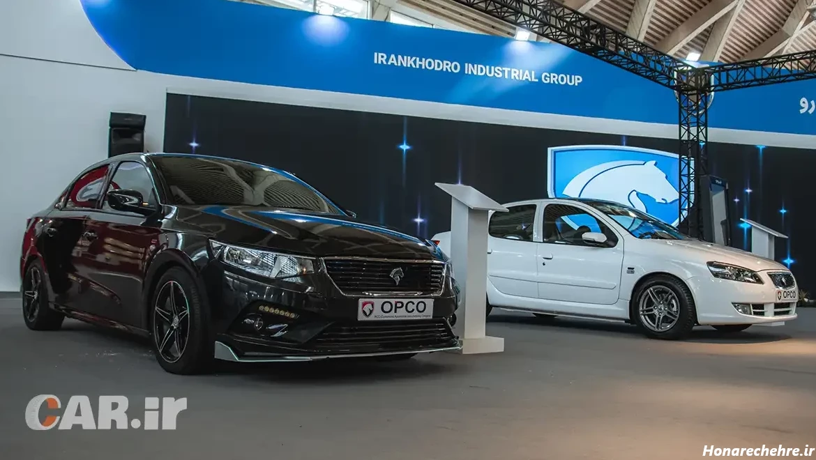 عکس داخل ماشین دنا