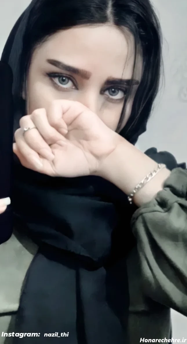 عکس چشم واقعی برای پروفایل