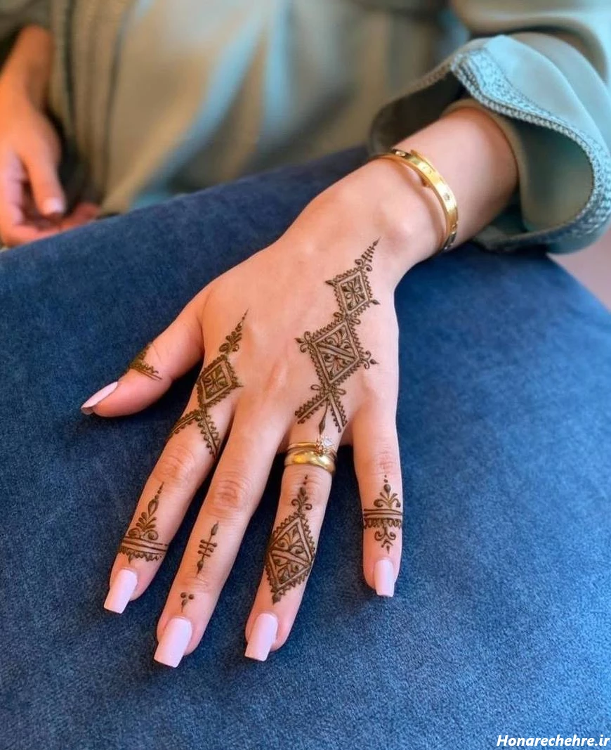 عکس نقش حنا جدید ساده