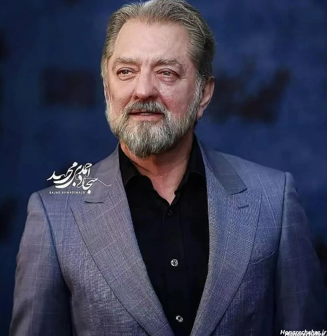 عکس پیر مرد با عصا