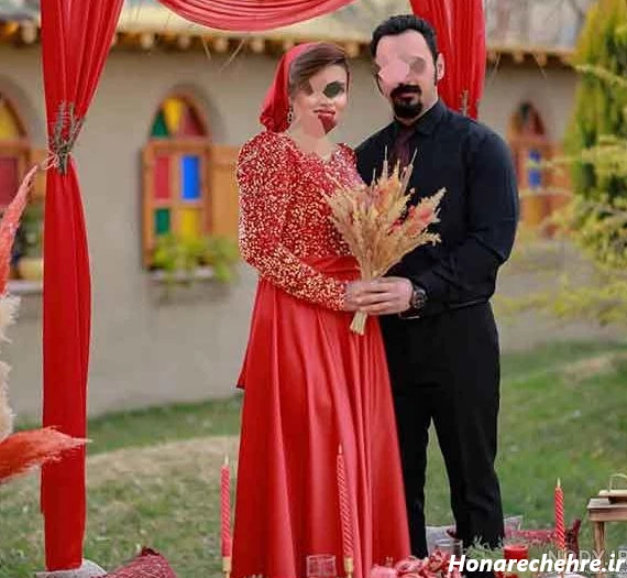 ژست عکس یلدایی دخترانه