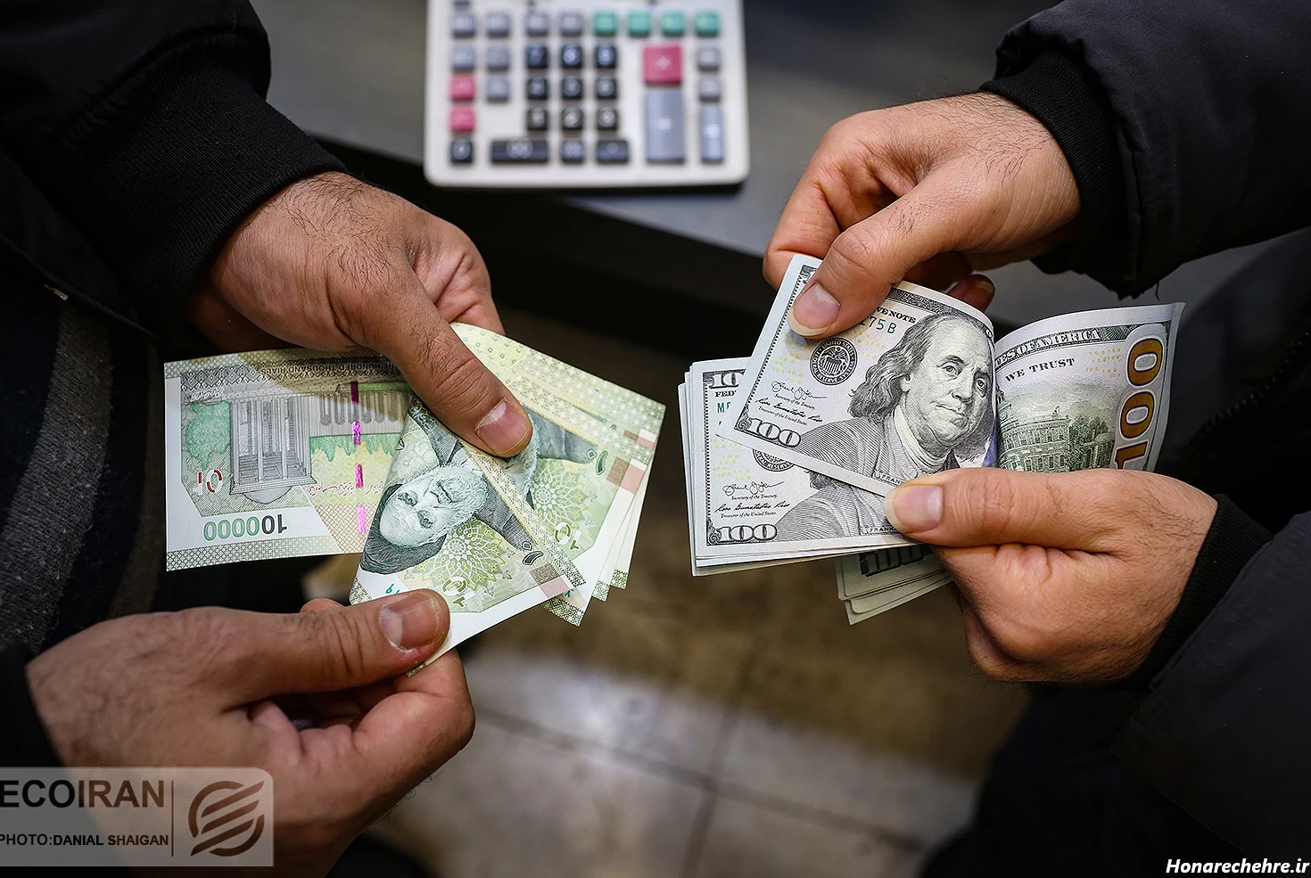 عکس پول زیاد ایران