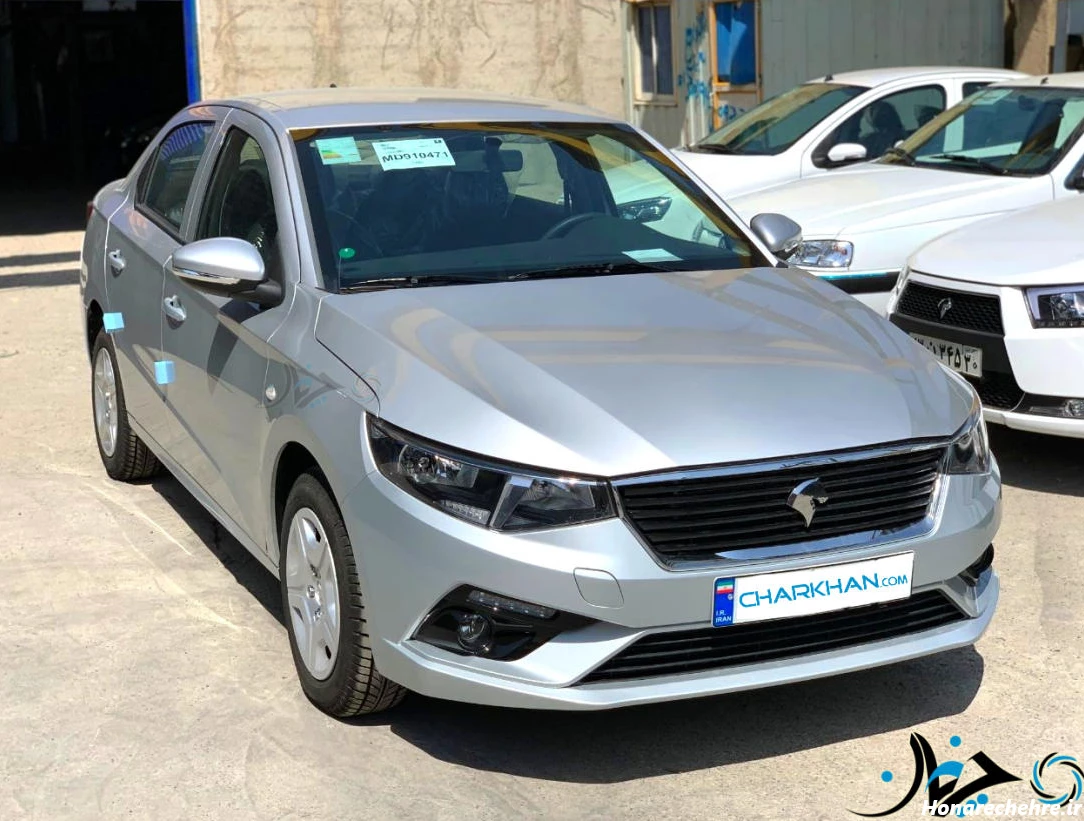 تارا خاکستری و نقره ای