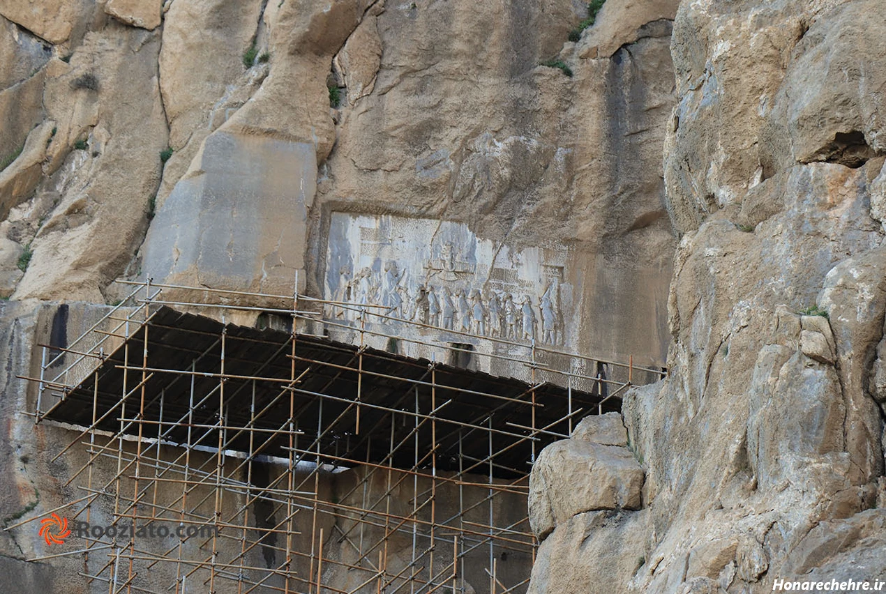 عکس کوه بیستون شبیه زن