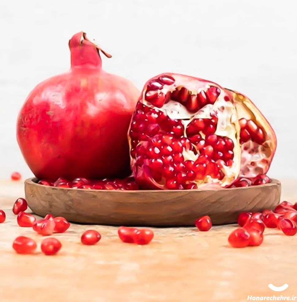 تزیین انار برای مدرسه