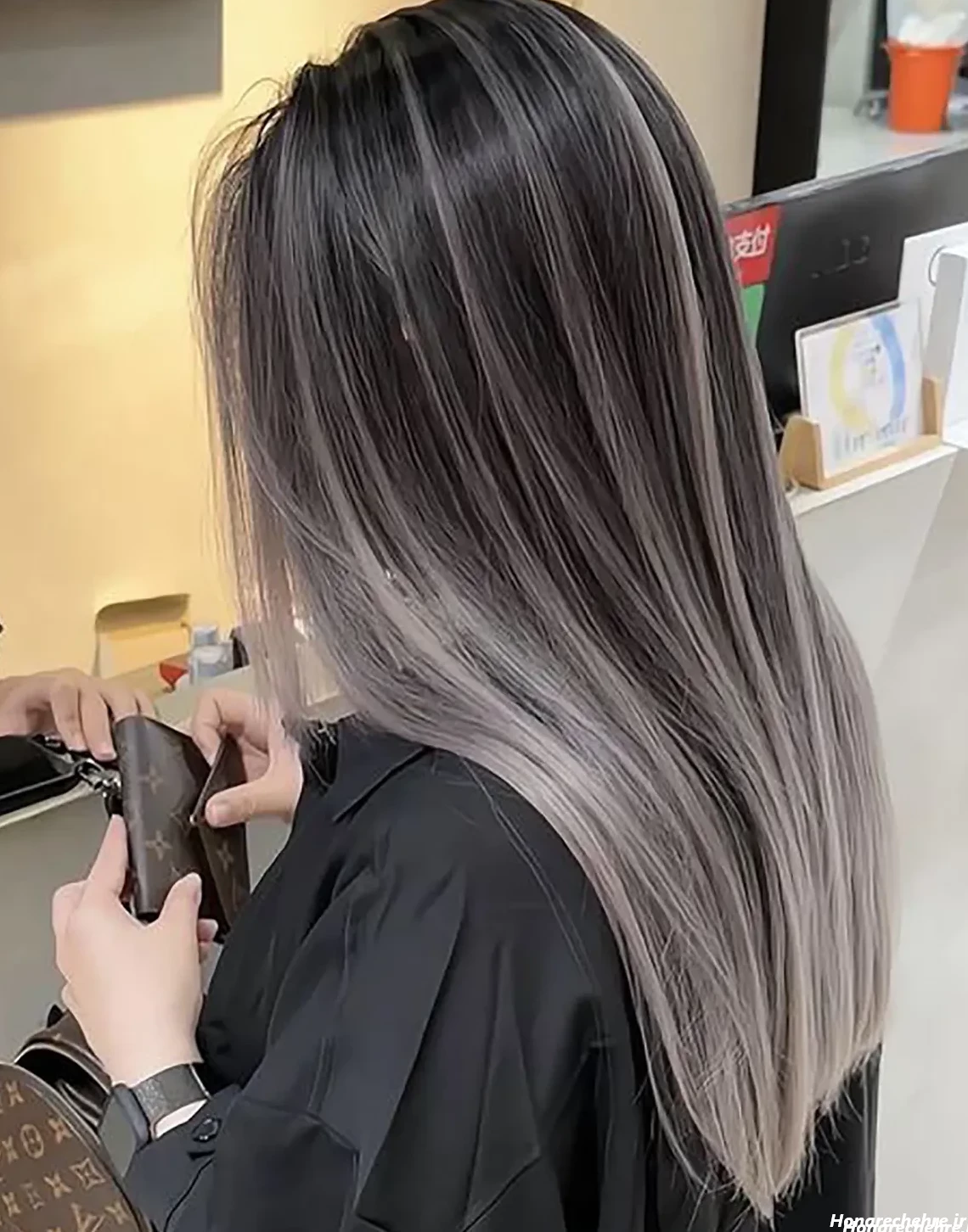 رنگ شکلاتی و مش استخوانی