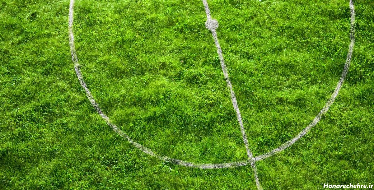 عکس چمن فوتبال طبیعی
