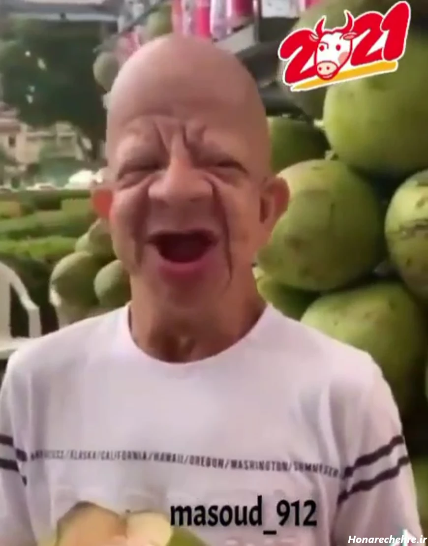 عکس پیرمرد گوش بزرگ