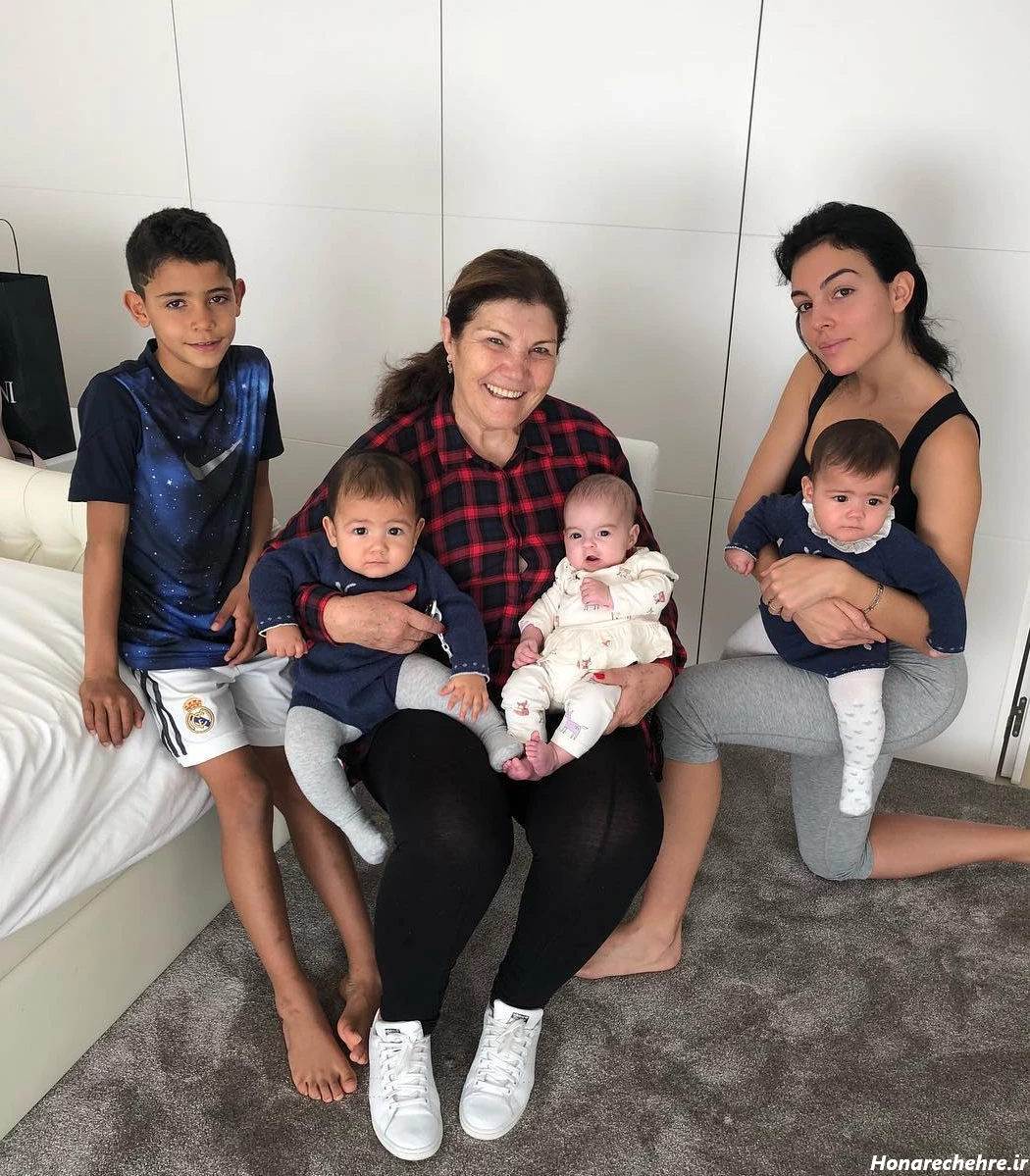 عکس فرزندان رونالدو